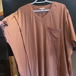 Easel peach/mauve shirt